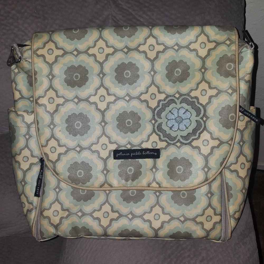 Petunia pickle bottom diaper bag